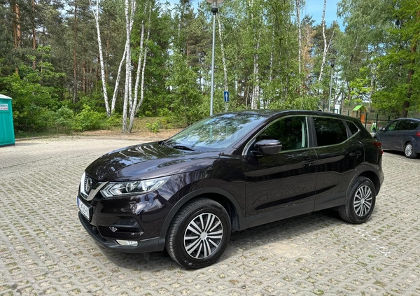 Nissan Qashqai cena 69000 przebieg: 36000, rok produkcji 2018 z Czersk małe 352